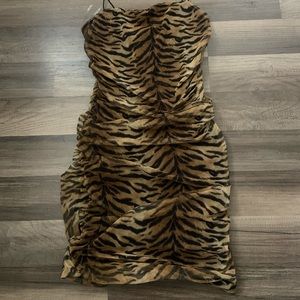 Leopard dress print